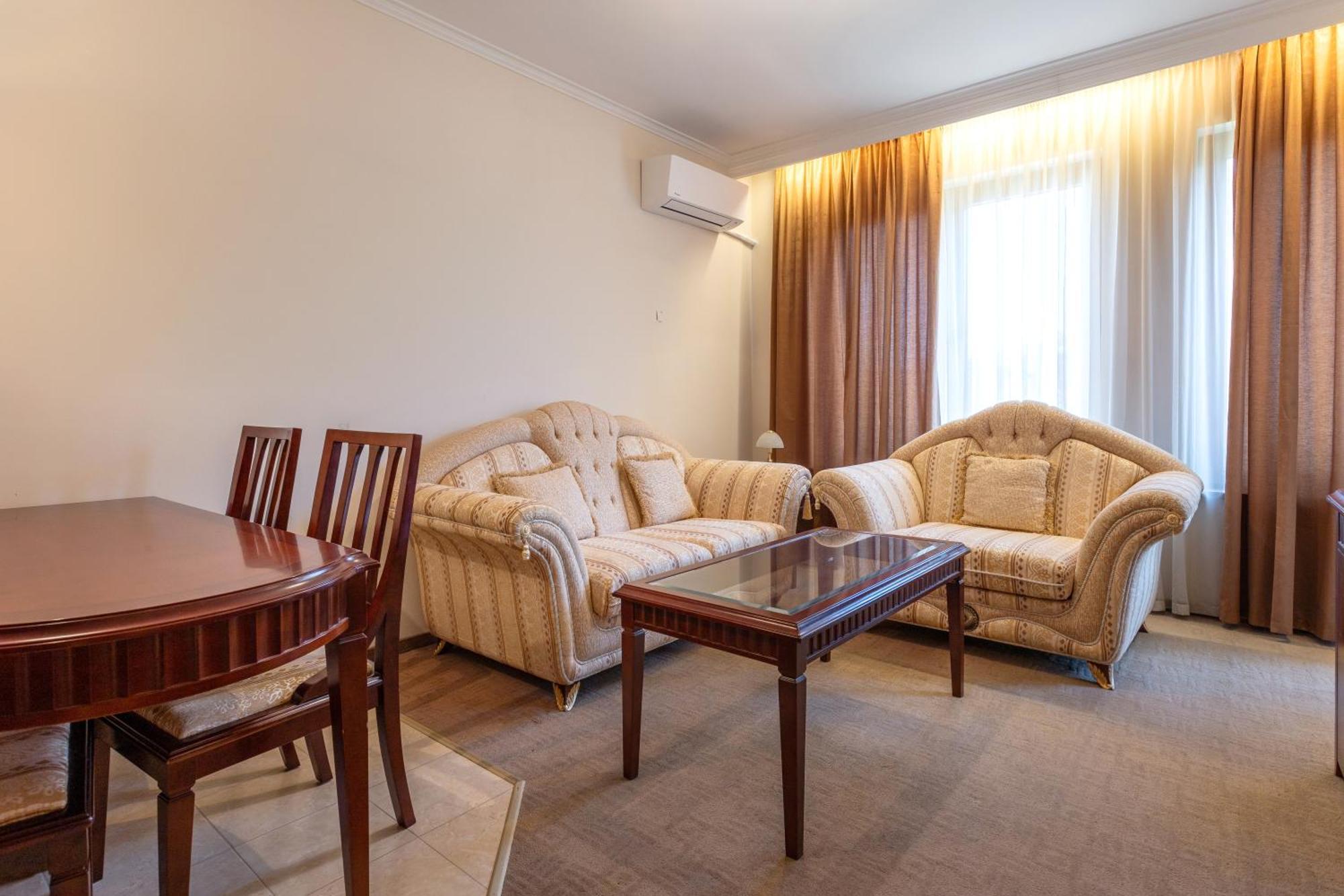 Downtown Bansko Resort エクステリア 写真