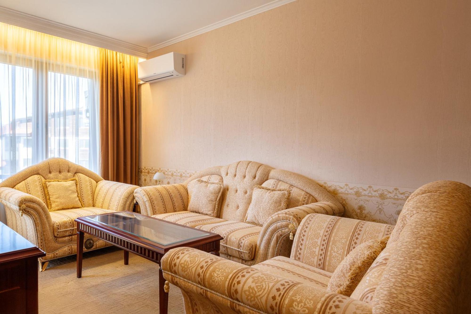 Downtown Bansko Resort エクステリア 写真